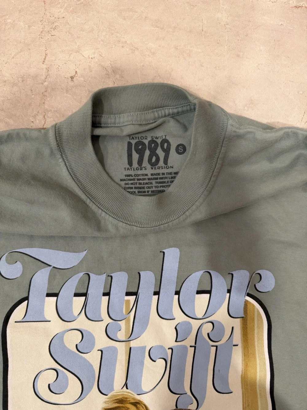Taylor Swift 1989Long Sleeve,ErasTour StickerPack&SabrinaCarpenter TShirt Bundle